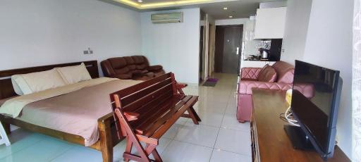 Condo Studio Wongamat Tower for Sale