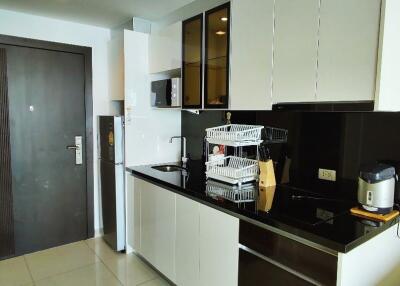 Condo Studio Wongamat Tower for Sale