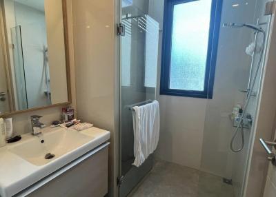 The Capital Ekamai-Thonglor 1-Bedroom 1-Bathroom Fully-Furnished Condo for Rent