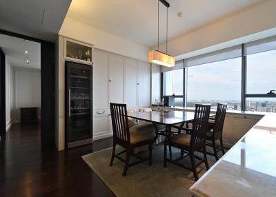 The Met Sathorn Luxury Duplex 4-Bedroom 5-Bathroom +maidroom with Private Lift Great view of the