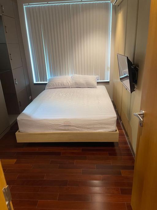 Circle Condominium 1-Bedroom 1-Bathroom Fully-Furnished Condo for Rent