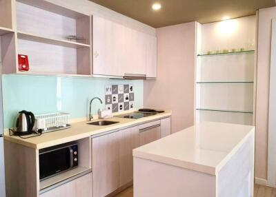 2 Bedrooms Apartment In Seven Seas Resort In Jomtien For Sale