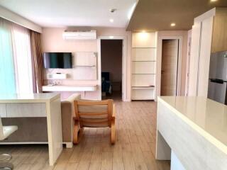 2 Bedrooms Apartment In Seven Seas Resort In Jomtien For Sale