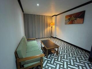 3 Bedrooms Apartment With Central Location In Jomtien For Sale