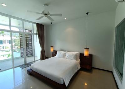 Foreign freehold condo with Pool in Bang Tao