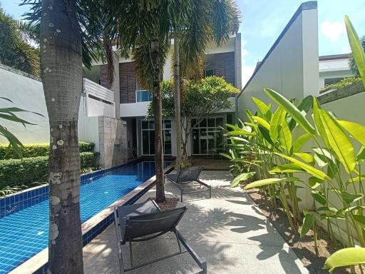 Foreign freehold condo with Pool in Bang Tao