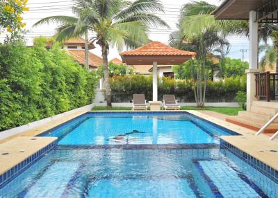 Manora Village I : Cozy 2 Bedroom Pool Villa