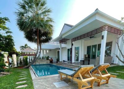 Sivana Gardens : 3 Bedroom Pool Villa With Mountain View