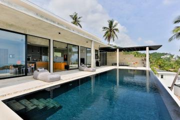 3 bedrooms pool villa with an amazing sea-view in Chaweng Noi