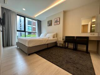 2-bedroom modern condo for sale close to BTS Thonglor