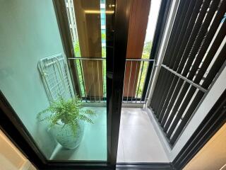 2-bedroom modern condo for sale close to BTS Thonglor