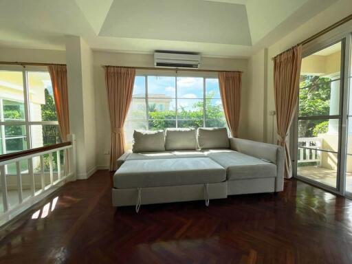 3-bedroom house in compound for sale on Rama 9 - Onnut