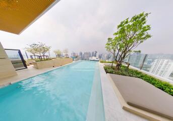 2-bedroom modern condo for sale close to BTS Ekamai