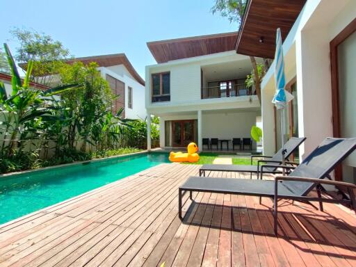 2 Story 3 Bedroom Pool Villa In Pranburi