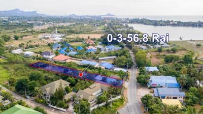 Khao Tao: Land near Lake