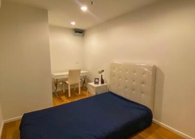 2-bedroom modern condo for sale close to BTS Nana