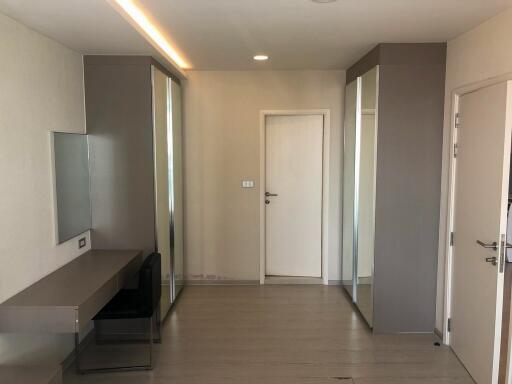 Modern 1 bedroom condo for sale Thonglor area