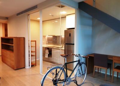 2-bedroom duplex condo for rent close to Sukhumvit MRT Station