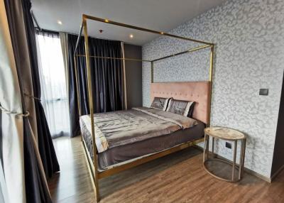 3-bedroom condo for sale close to Ekkamai BTS Station