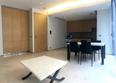 Modern 1-bedroom condo for sale in Saladaeng area