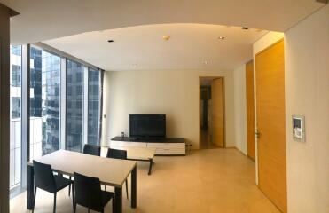 Modern 1-bedroom condo for sale in Saladaeng area