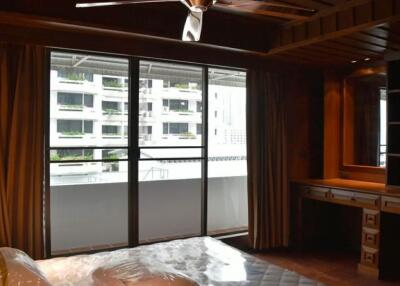 2-bedroom condo for sale on Silom