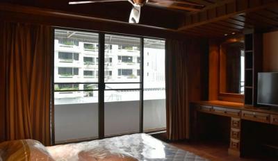 2-bedroom condo for sale on Silom