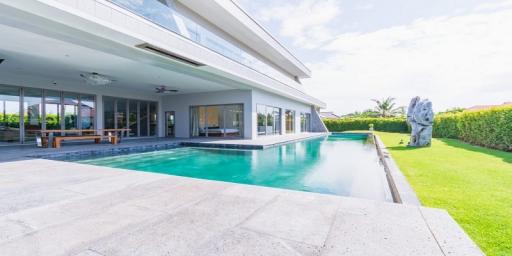 WIJITA VILLAGE : Exceptional Designer, Ultra Modern brand new 6 Bed Pool Villa