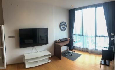 1-bedroom high end condo for sale close to BTS Nana