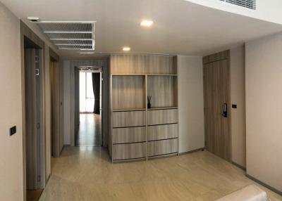 3-bedroom modern condo for sale in Sukhumvit 31