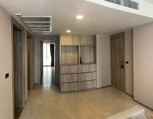 3-bedroom modern condo for sale in Sukhumvit 31