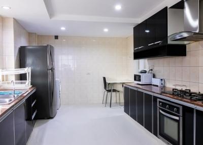 3 bedroom condo for sale on Phrom Phong