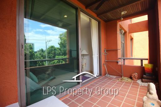 2 Bedroom Beach Front Condo at Las Tortugas