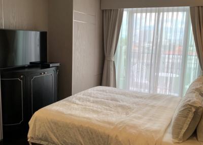 3 bedroom duplex condo for sale on Yen Akat Sathorn