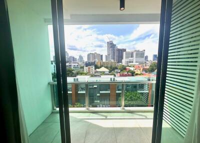 3-bedroom top floor condominium for sale in Ekamai