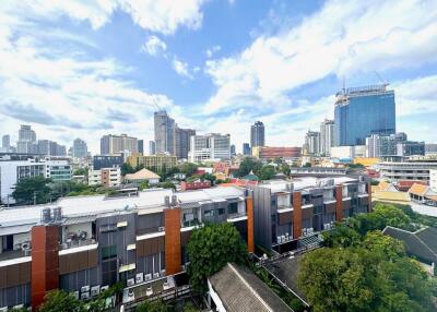 3-bedroom top floor condominium for sale in Ekamai