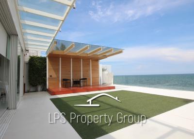 Absolute Beachfront - Modern Design 6 Bedroom Villa