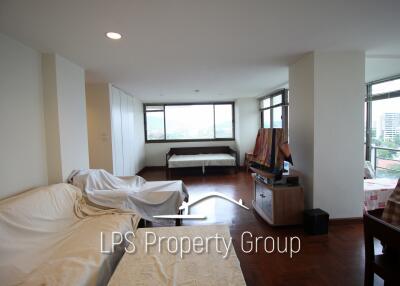 1 Bedroom Beach Front Condo at Huahin Garden Beach