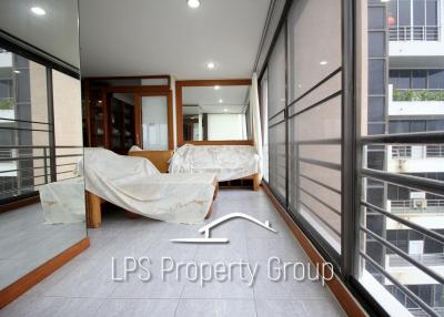 1 Bedroom Beach Front Condo at Huahin Garden Beach