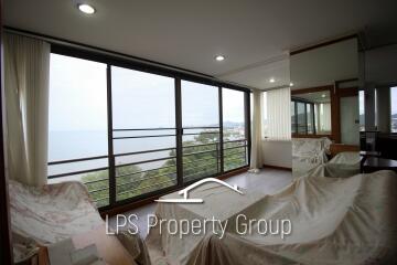 1 Bedroom Beach Front Condo at Huahin Garden Beach