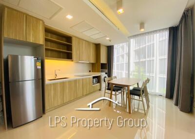 Brand New 2 Bedroom Condo 150m To The Beach