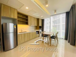 Brand New 2 Bedroom Condo 150m To The Beach