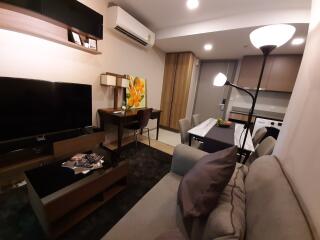 2 bedroom condo for rent on Ekkamai