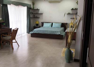 4 bedroom single house private pool for sale in Banglamung Chonburi