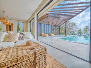 stunning seaview villa for Sale in Koh Samui