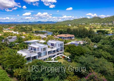 Baan Ing Phu: Luxury Condo Close To Black Mountain