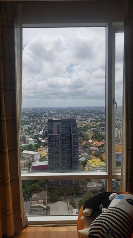 4-bedroom duplex penthouse for sale close to BTS Ekamai