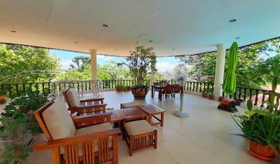 Stunning 11 Bed Mansion in West Hua Hin