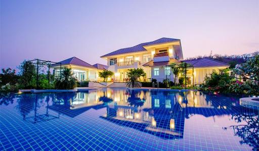 Large Pool Villa For Sale at Baan Silasa in Hua Hin