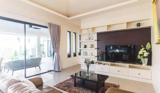 Luxury 3 Bed, 3 Bath Pool Villa - West Hua Hin